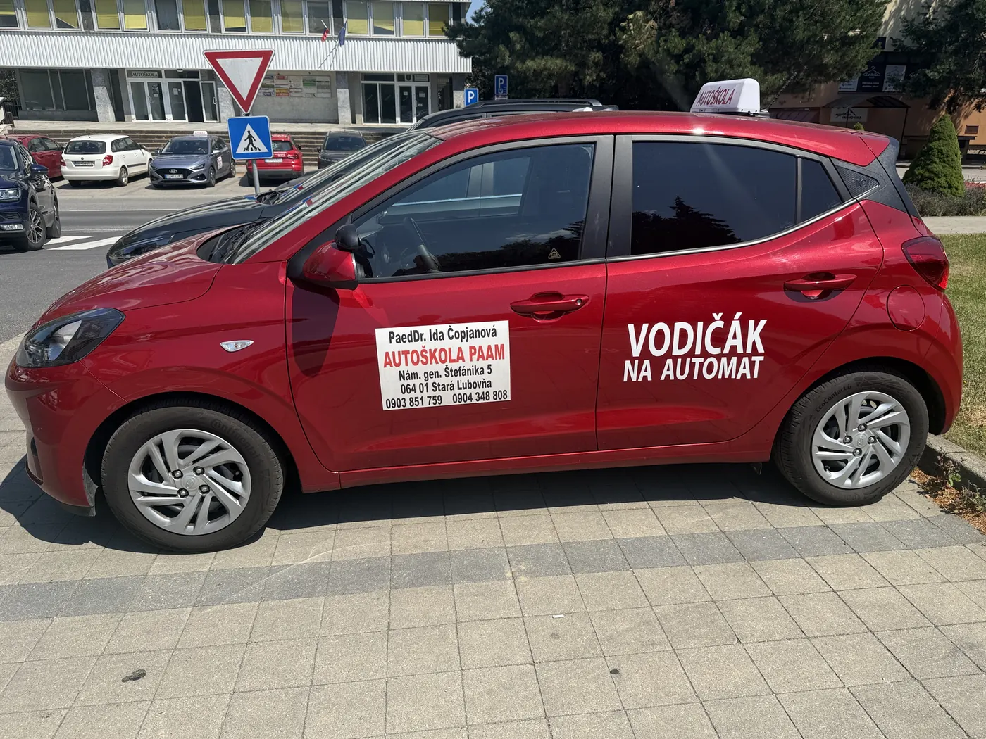 Výcvikové vozidlo Autoškoly PAAM s automatickou prevodovkou v Starej Ľubovni